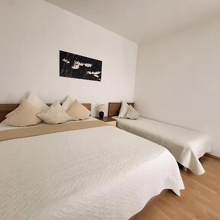 Apartment Jelica *